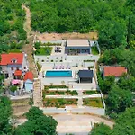 Luxury Dobri Dida